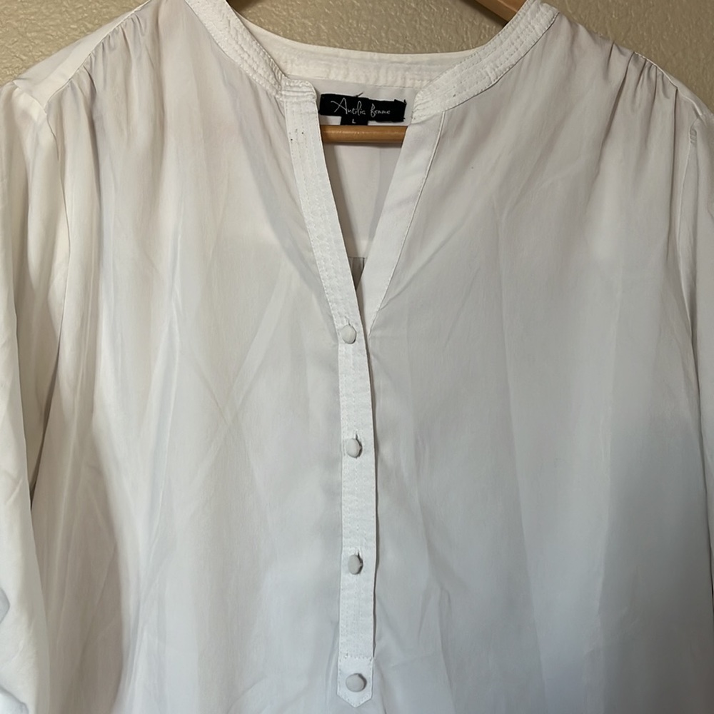 Antilia Femme white top button up  sz L - Picture 2 of 4